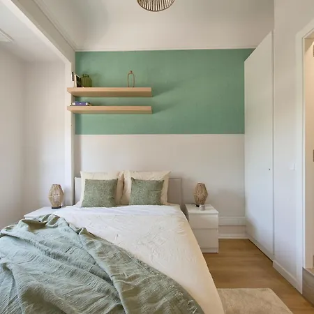Ritz - Marques De Pombal Apartment